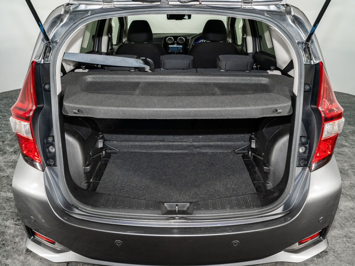 Nissan Note 2019 - фото автомобиля