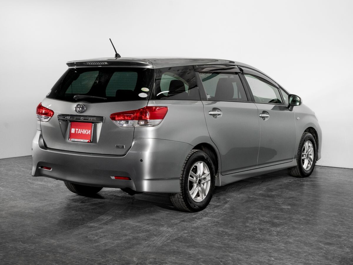 Toyota Wish 2009 - фото автомобиля
