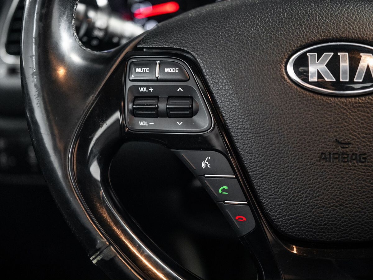 Kia Cerato 2018 - фото автомобиля