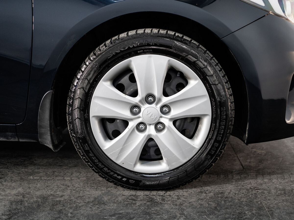 Kia Cerato 2018 - фото автомобиля