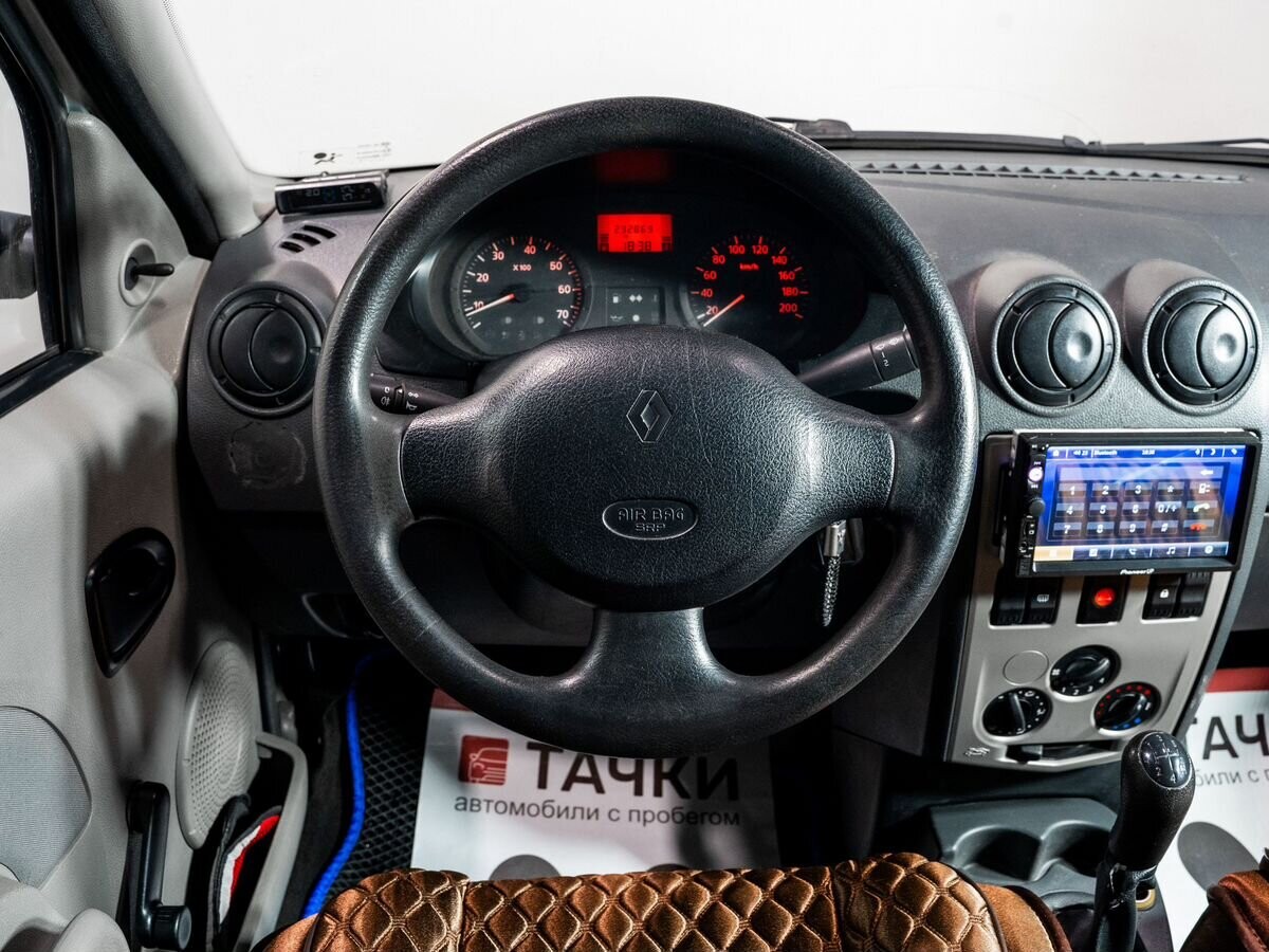 Renault Logan 2008 - фото автомобиля