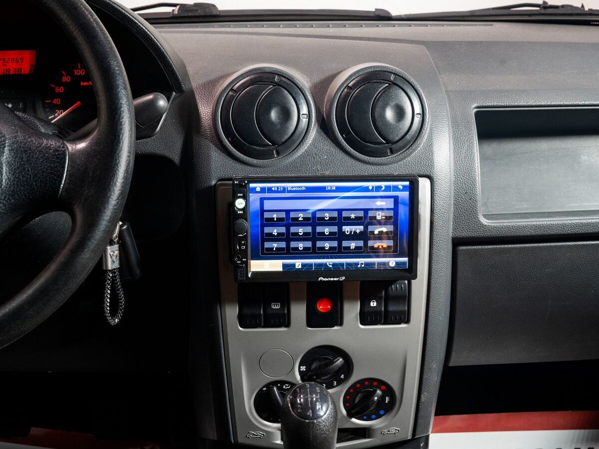 Renault Logan 2008 - фото автомобиля