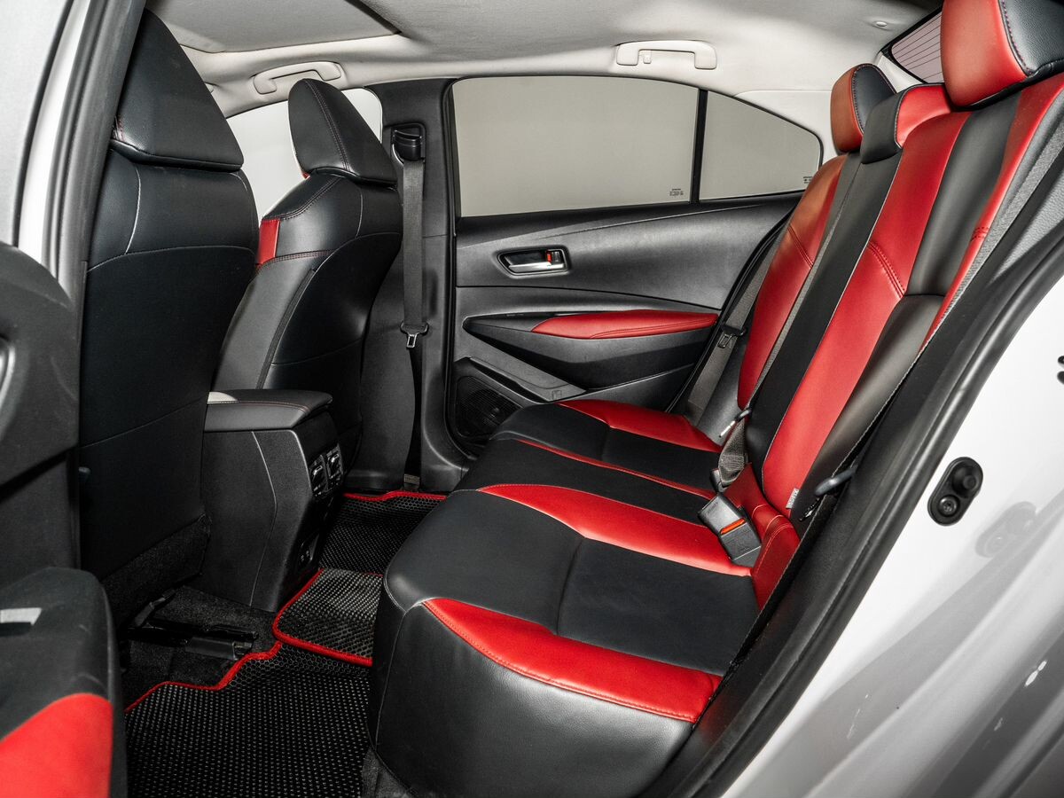 Toyota Corolla 2022 - фото автомобиля