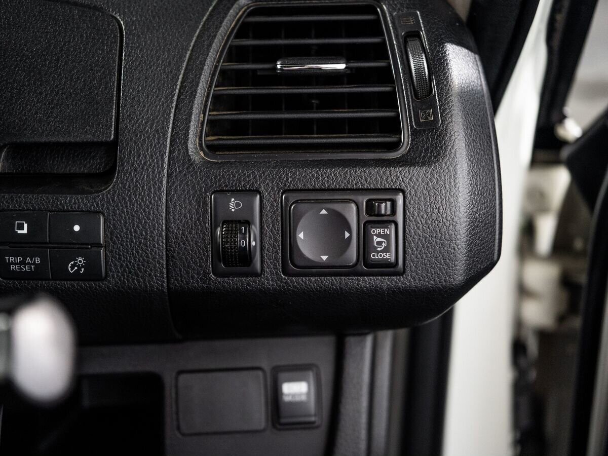 Suzuki Landy 2012 - фото автомобиля