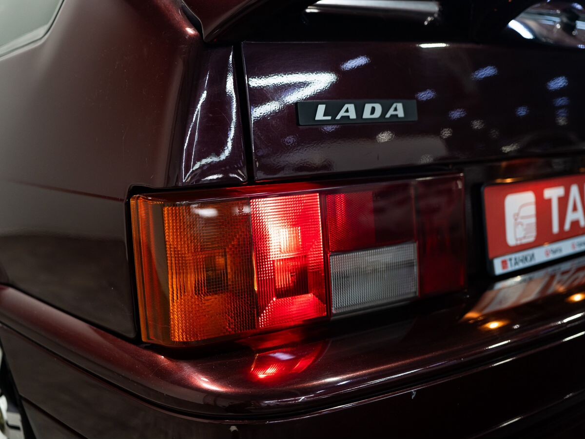 Lada (ВАЗ) 2114 2011 - фото автомобиля