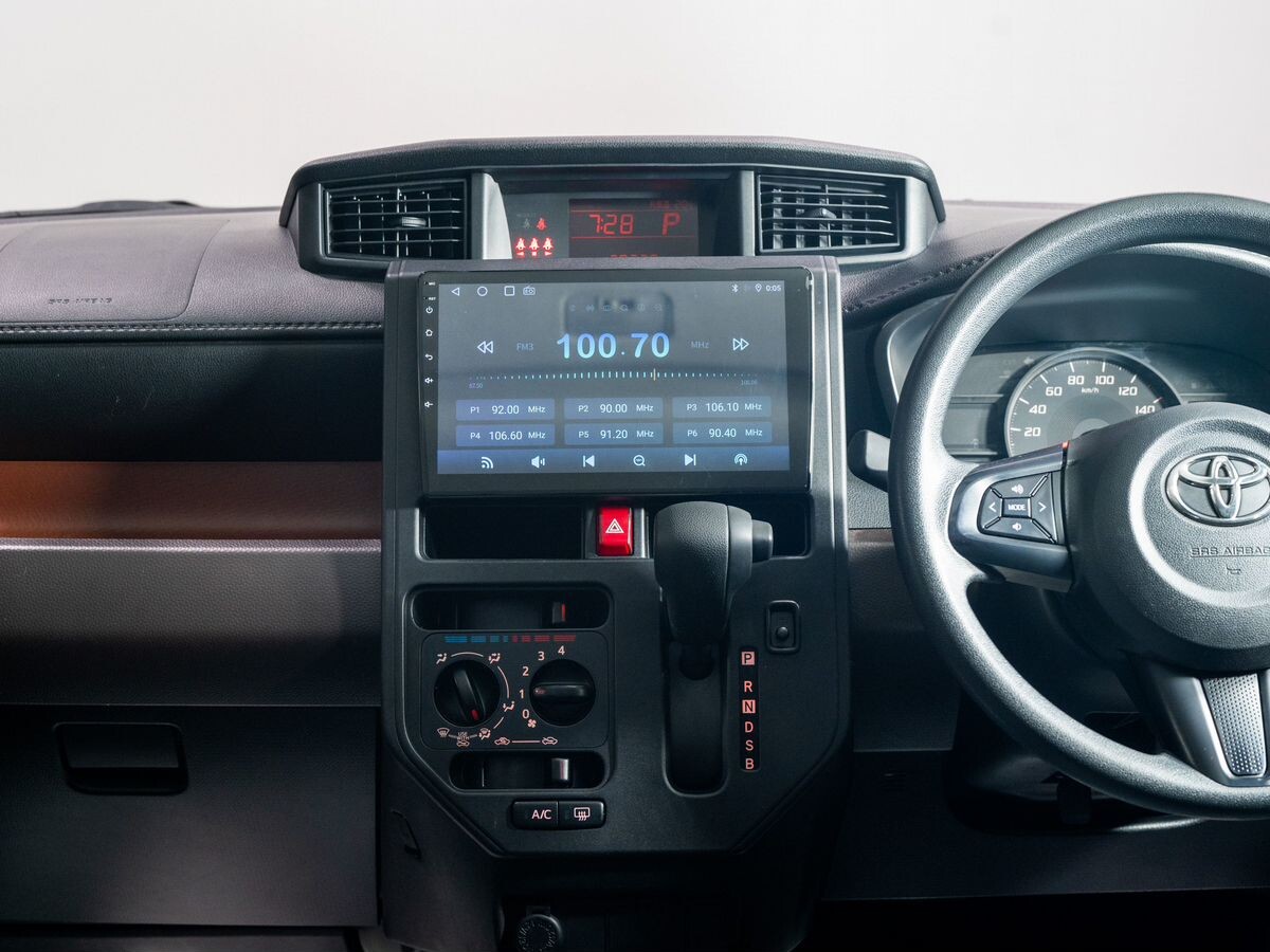 Toyota Roomy 2018 - фото автомобиля