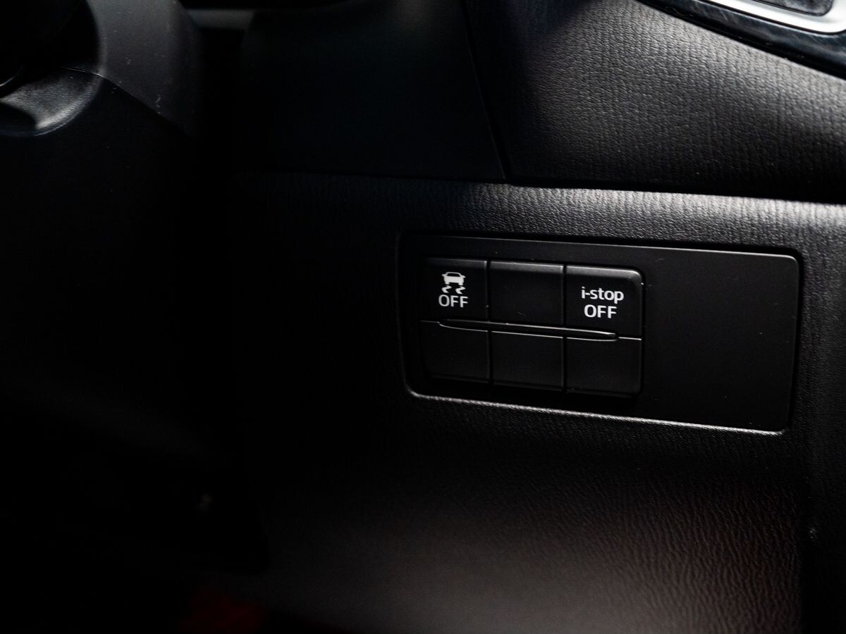 Mazda Axela 2014 - фото автомобиля