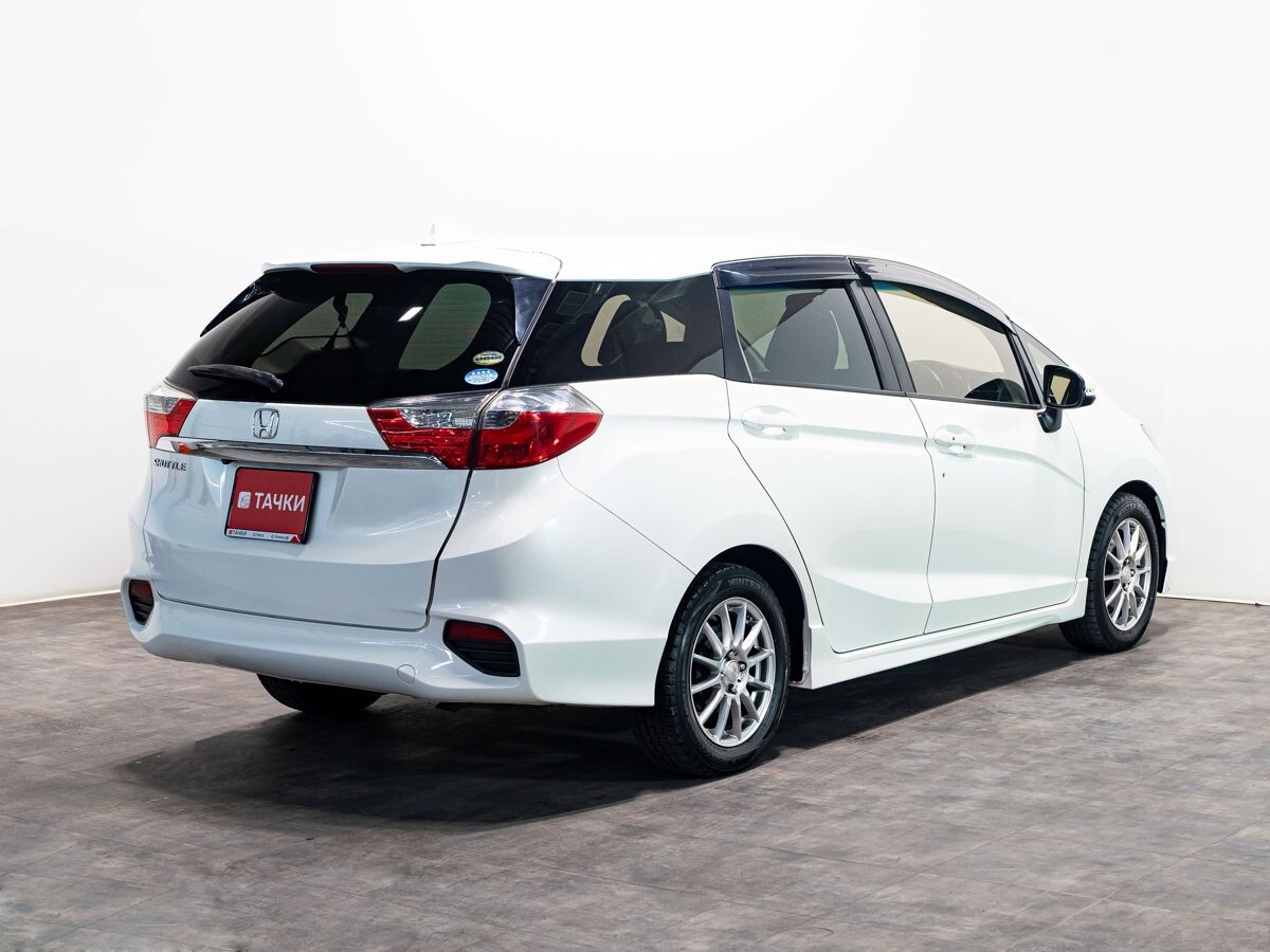 Honda Shuttle 2015 - фото автомобиля