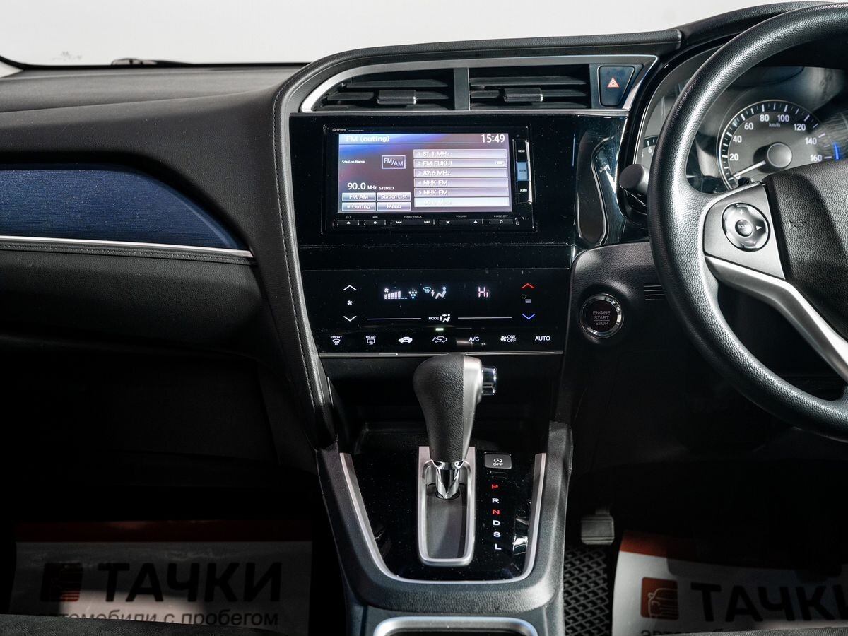 Honda Shuttle 2015 - фото автомобиля