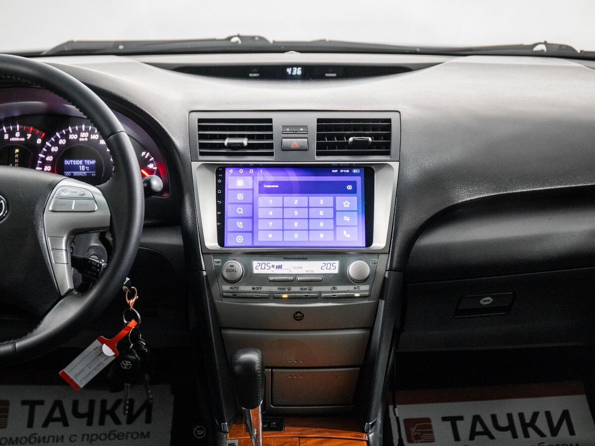 Toyota Camry 2008 - фото автомобиля