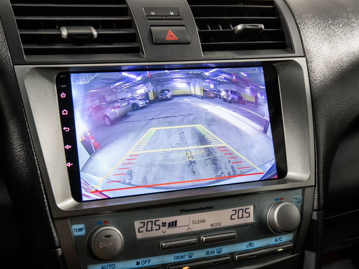 Toyota Camry 2008 - фото автомобиля