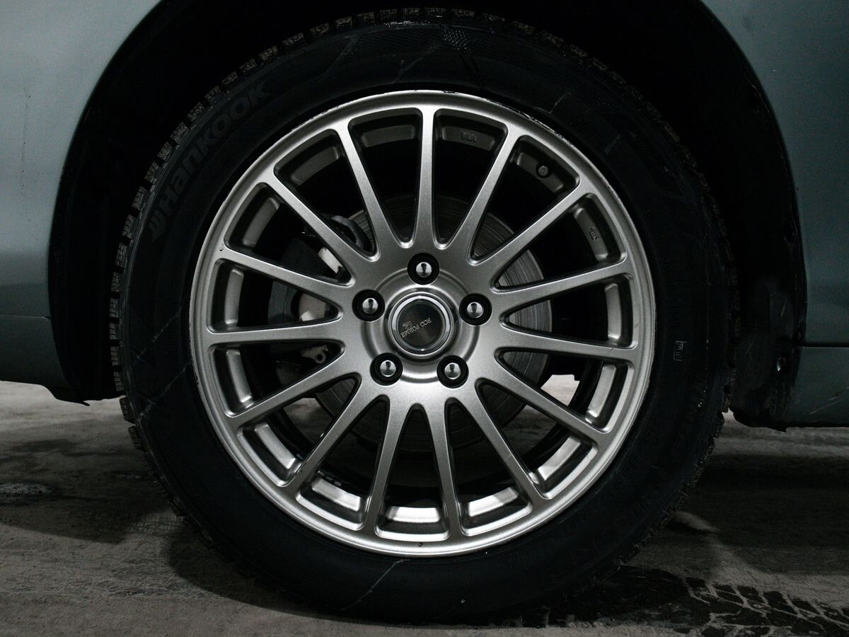 Toyota Camry 2008 - фото автомобиля