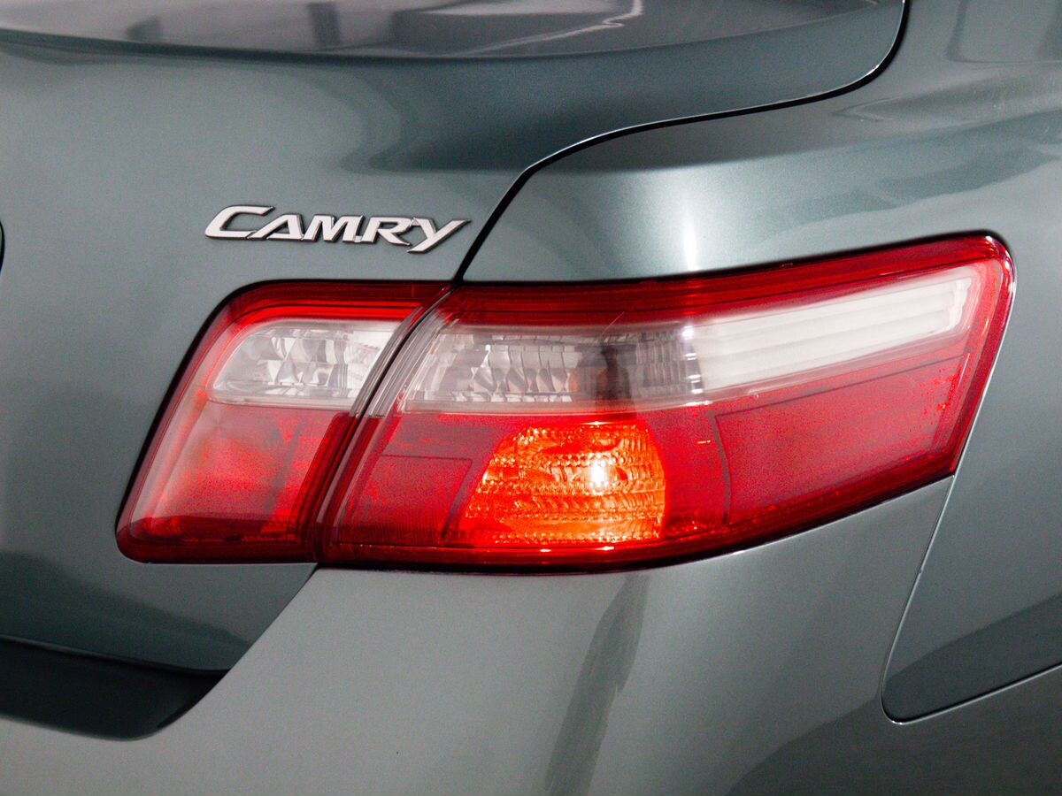 Toyota Camry 2008 - фото автомобиля