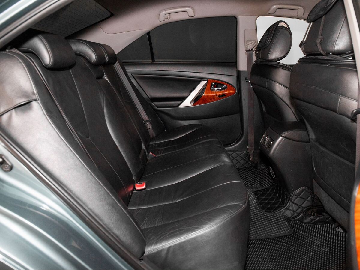 Toyota Camry 2008 - фото автомобиля