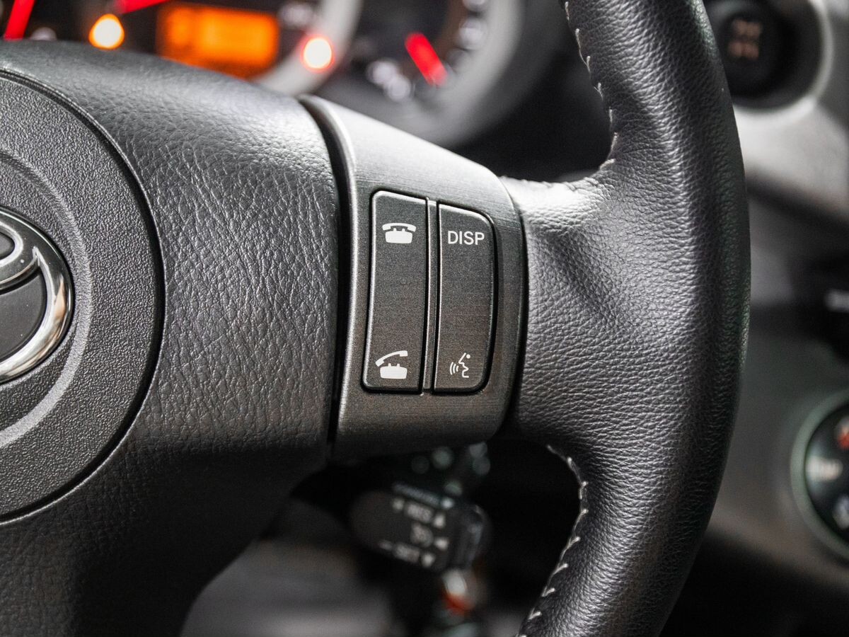 Toyota RAV4 2009 - фото автомобиля