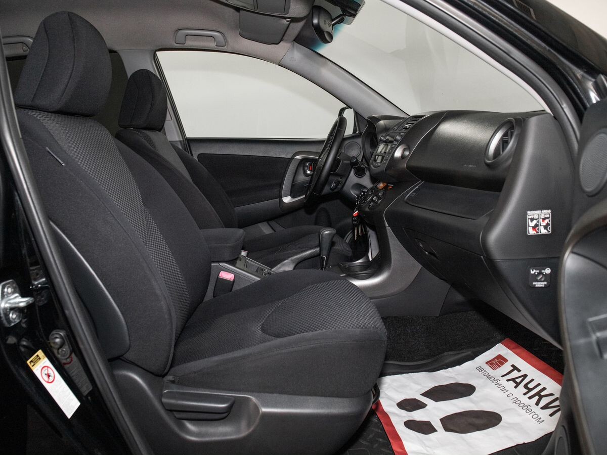 Toyota RAV4 2009 - фото автомобиля