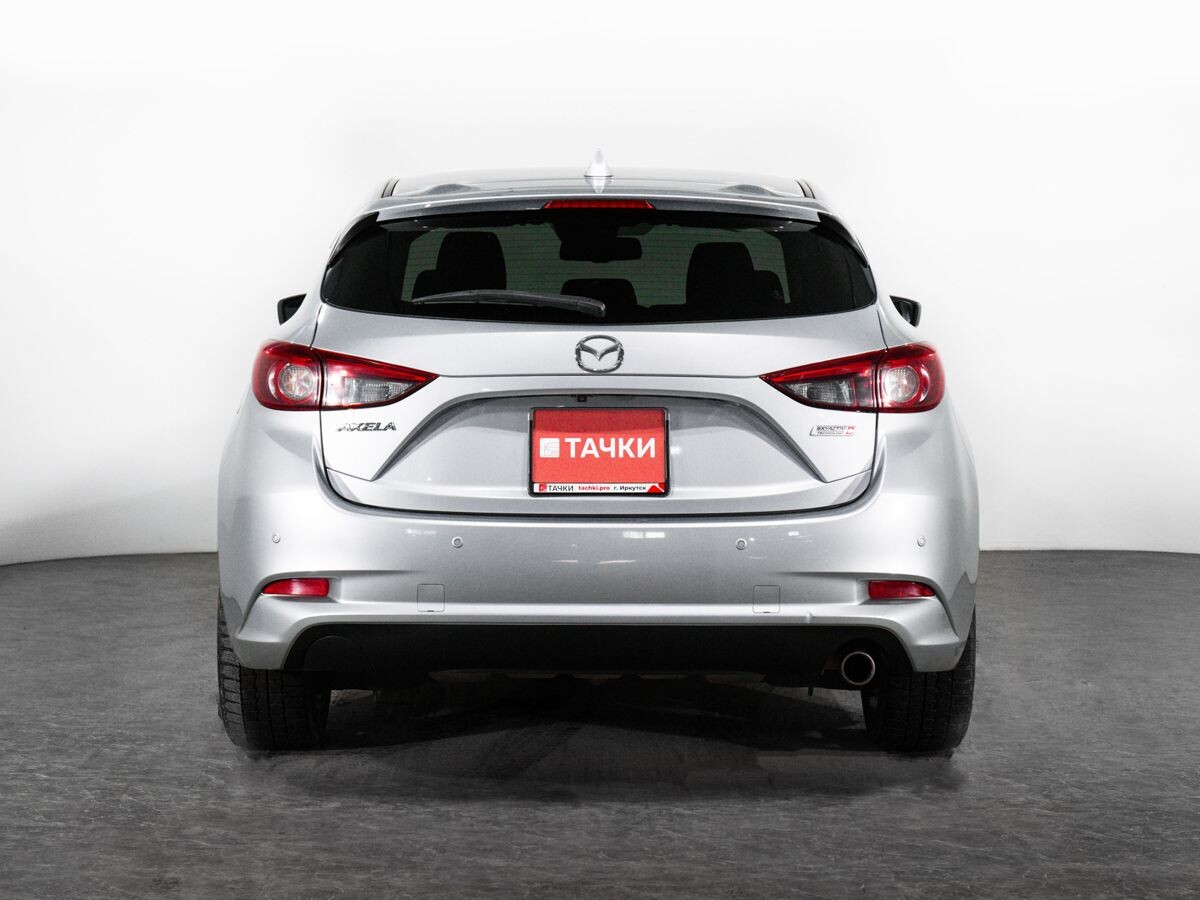 Mazda Axela 2017 - фото автомобиля