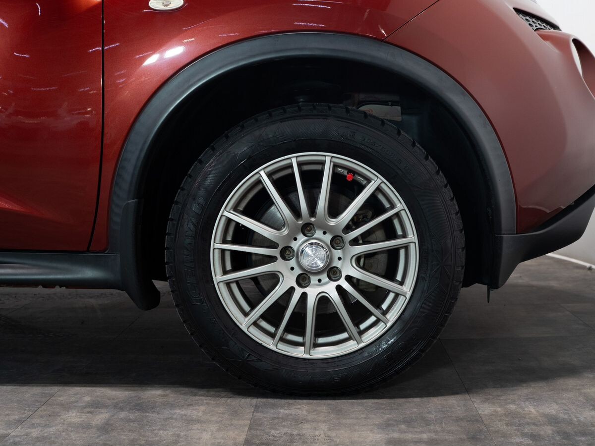 Nissan Juke 2012 - фото автомобиля