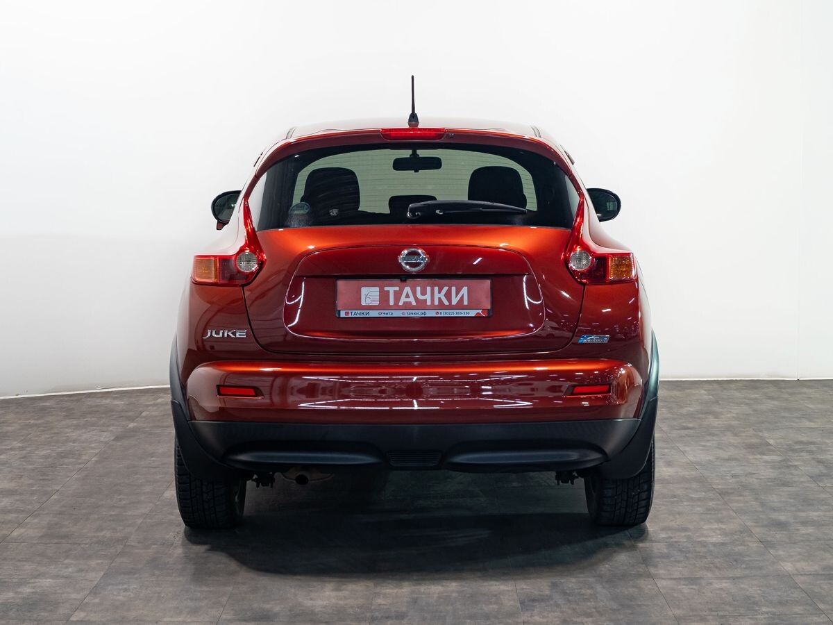 Nissan Juke 2012 - фото автомобиля