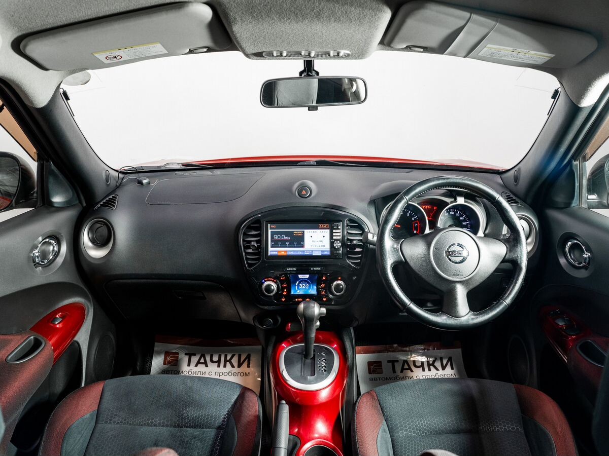 Nissan Juke 2012 - фото автомобиля