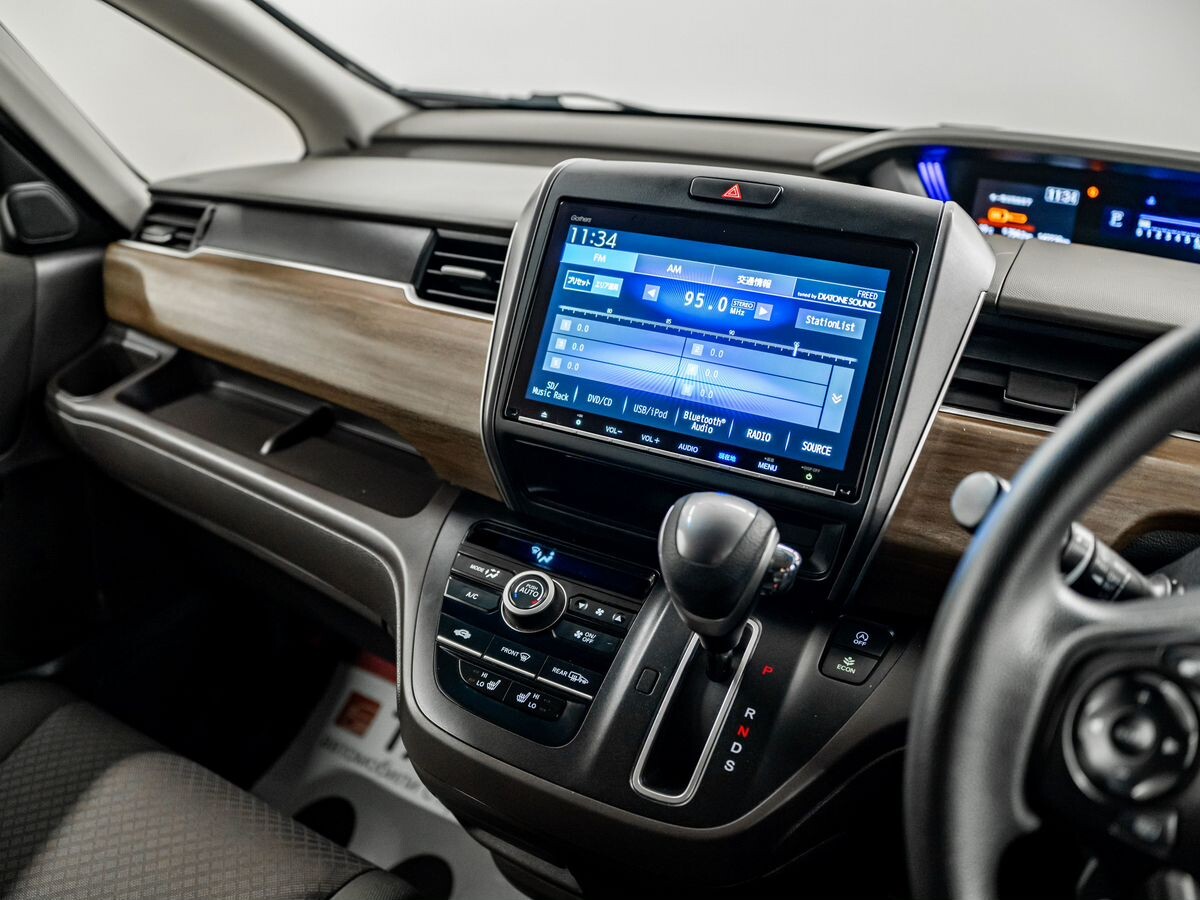 Honda Freed 2020 - фото автомобиля