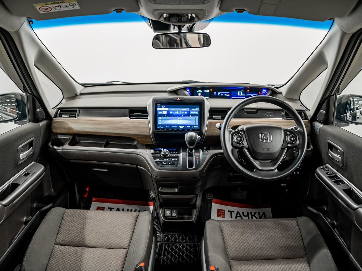 Honda Freed 2020 - фото автомобиля