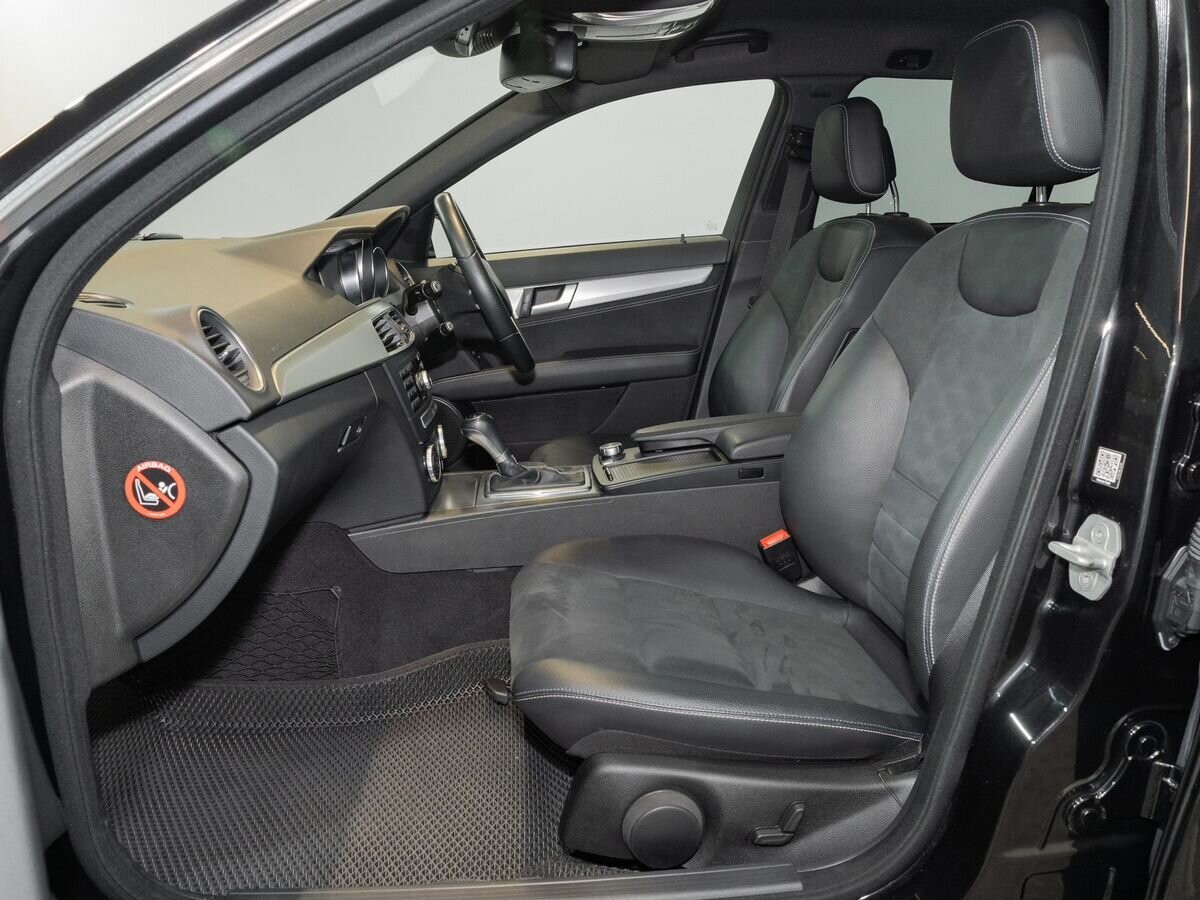 Mercedes-Benz C-Класс 2013 - фото автомобиля