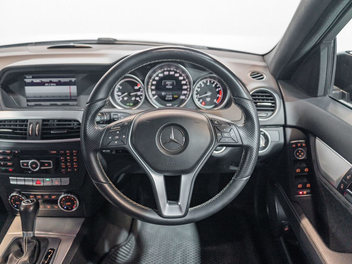Mercedes-Benz C-Класс 2013 - фото автомобиля