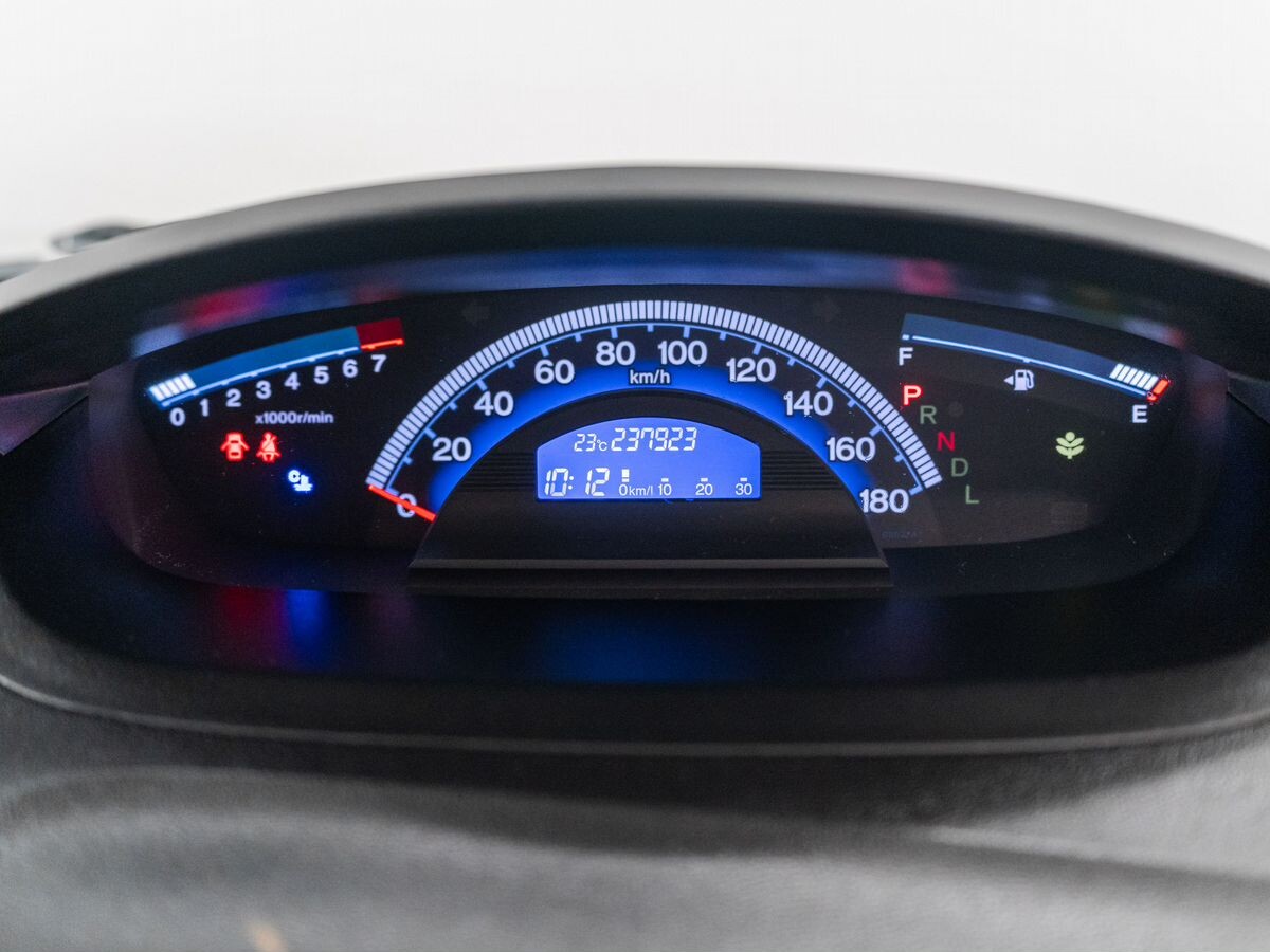 Honda Freed 2014 - фото автомобиля