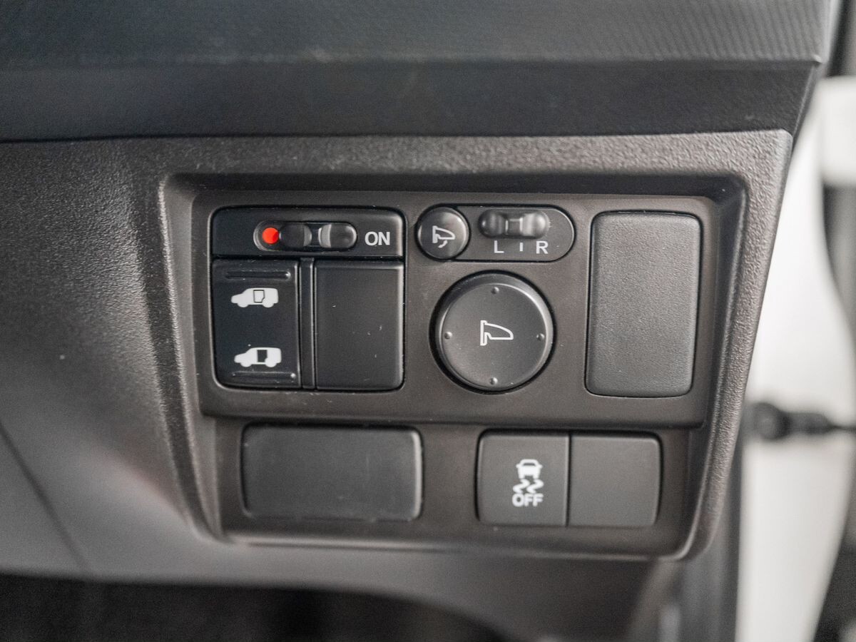 Honda Freed 2014 - фото автомобиля