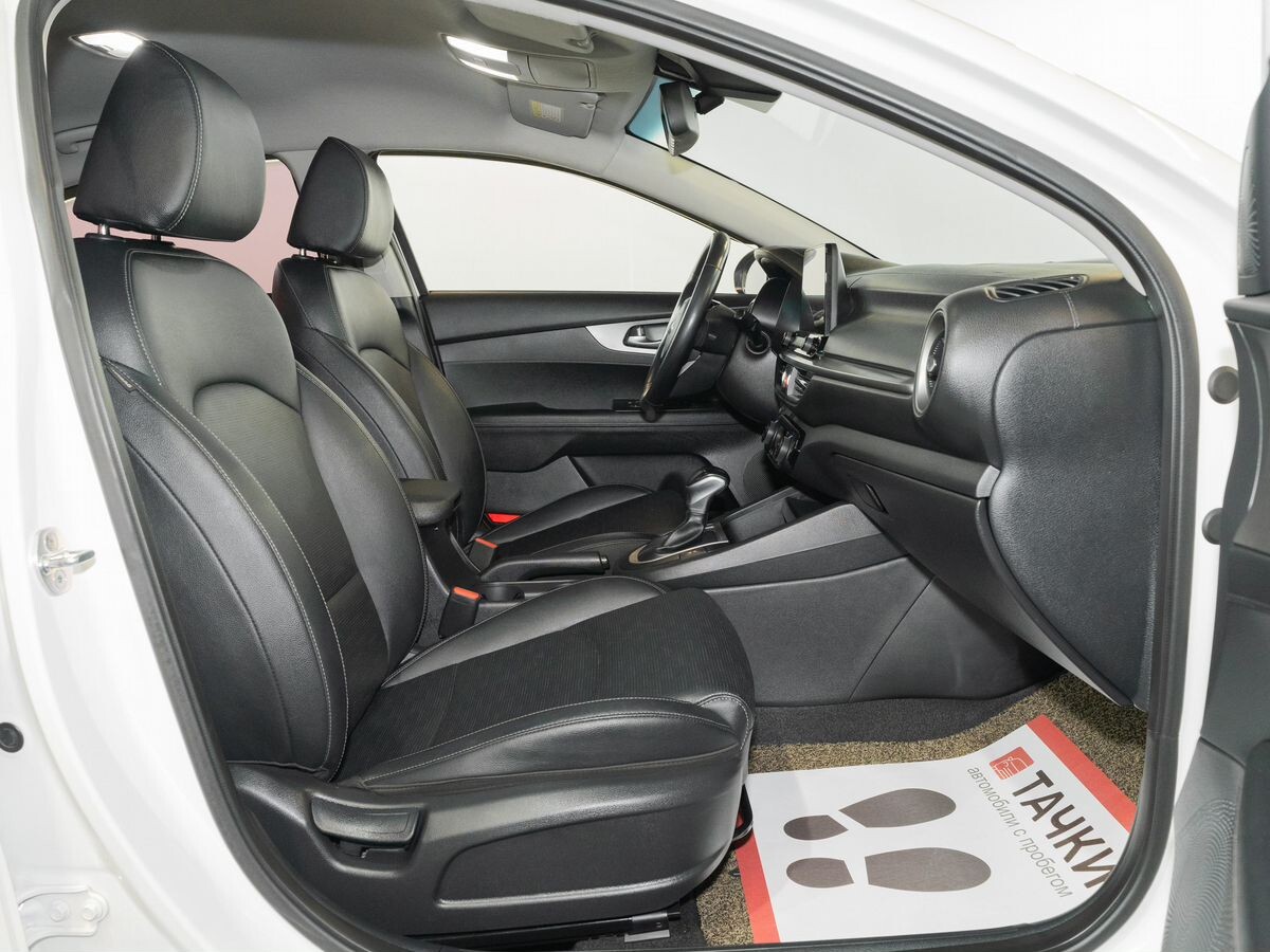 Kia K3 2018 - фото автомобиля