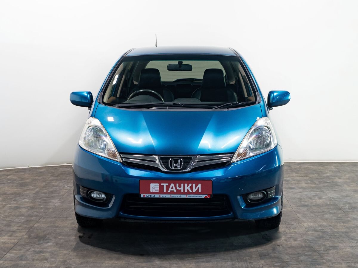 Honda Fit Shuttle 2013 - фото автомобиля