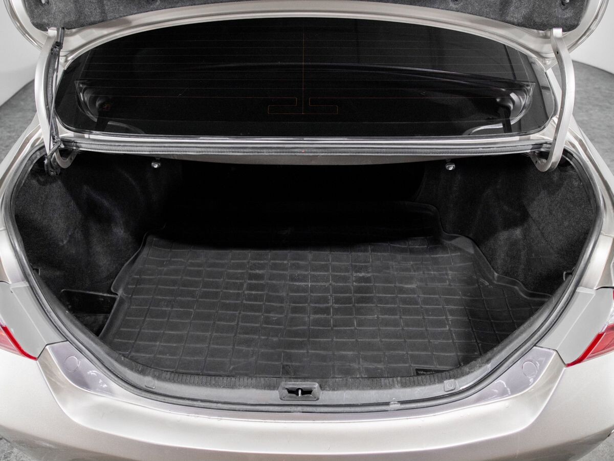 Toyota Camry 2007 - фото автомобиля