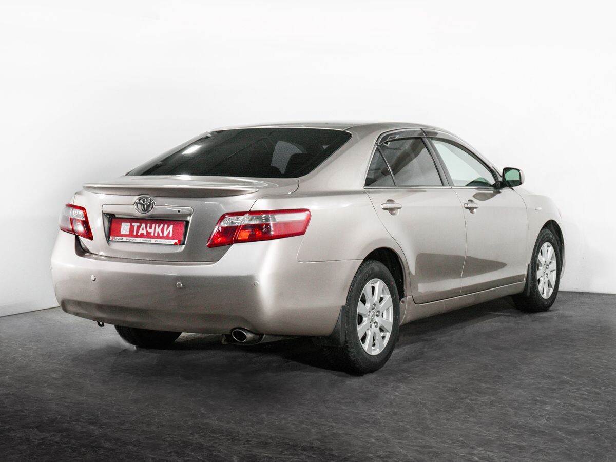 Toyota Camry 2007 - фото автомобиля
