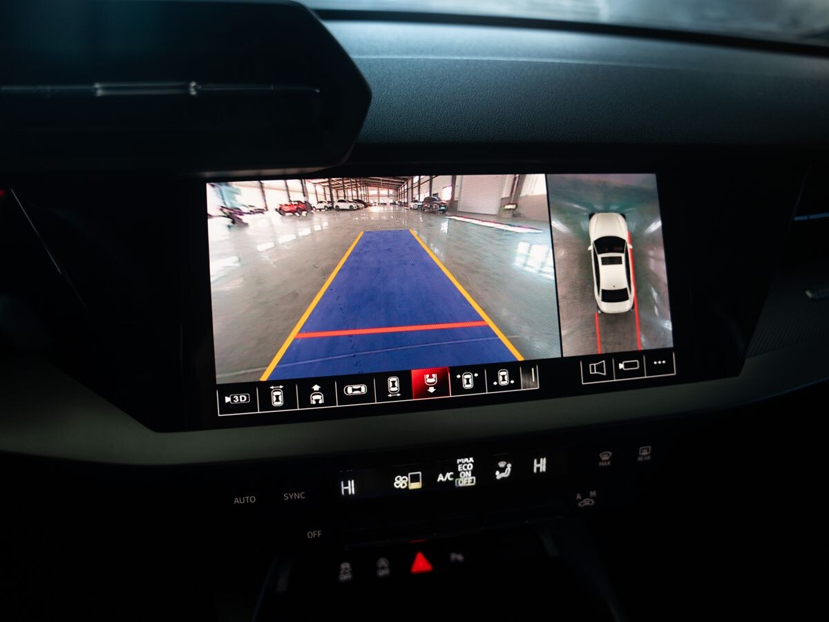 Audi A3 2021 - фото автомобиля