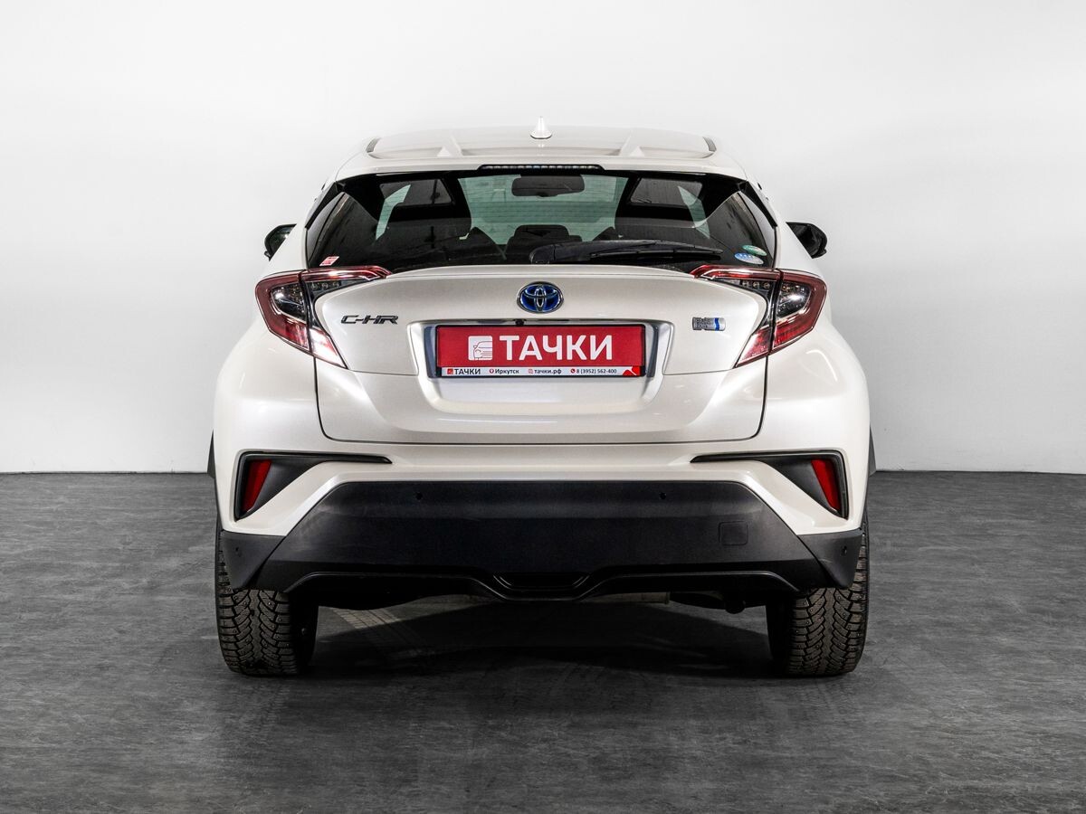 Toyota C-HR 2019 - фото автомобиля