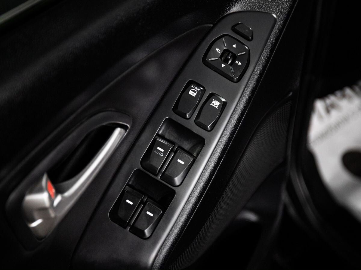 Hyundai ix35 2012 - фото автомобиля