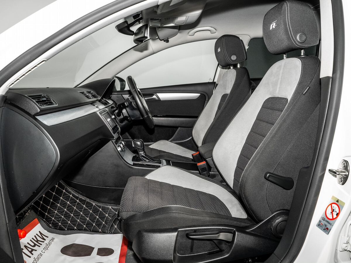 Volkswagen Passat 2014 - фото автомобиля