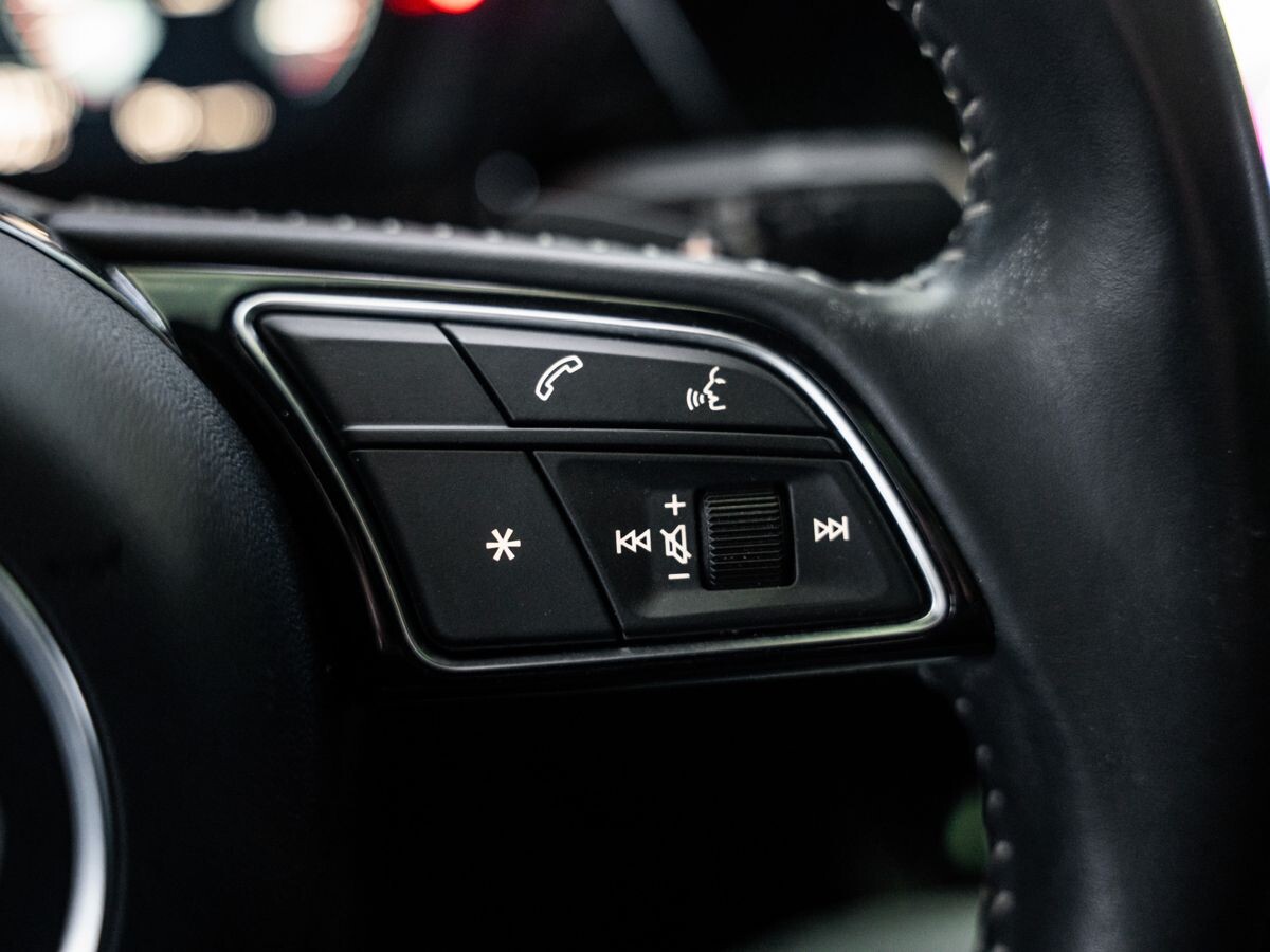 Audi A3 2021 - фото автомобиля