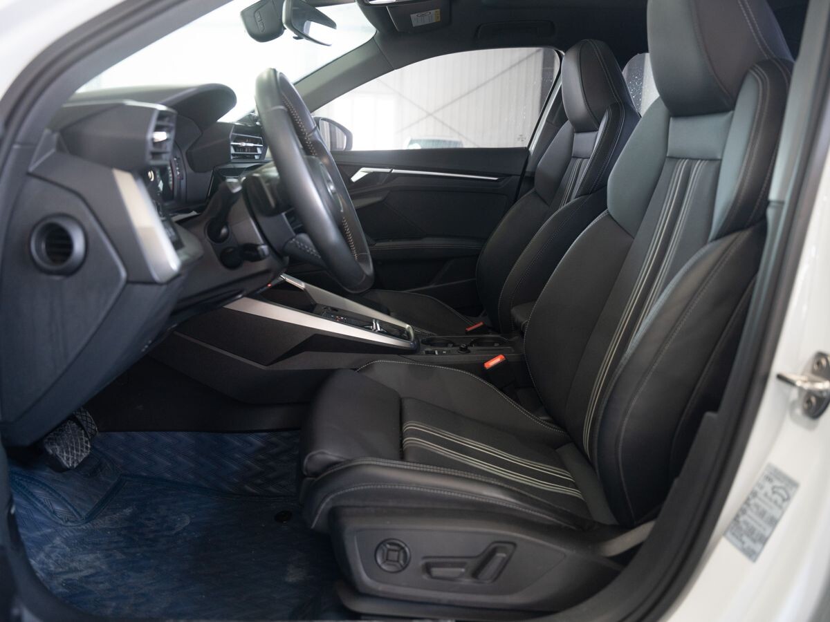 Audi A3 2021 - фото автомобиля