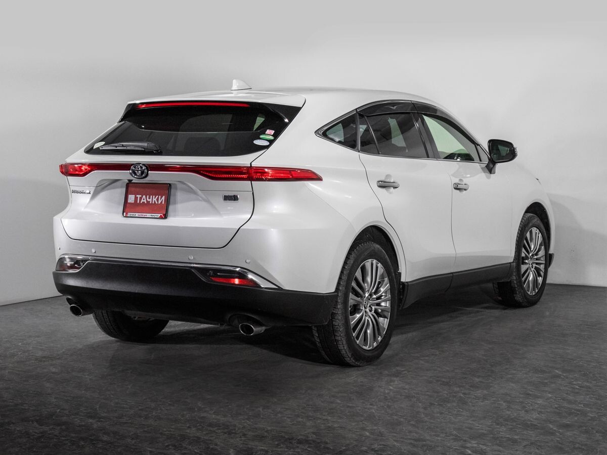 Toyota Harrier 2021 - фото автомобиля