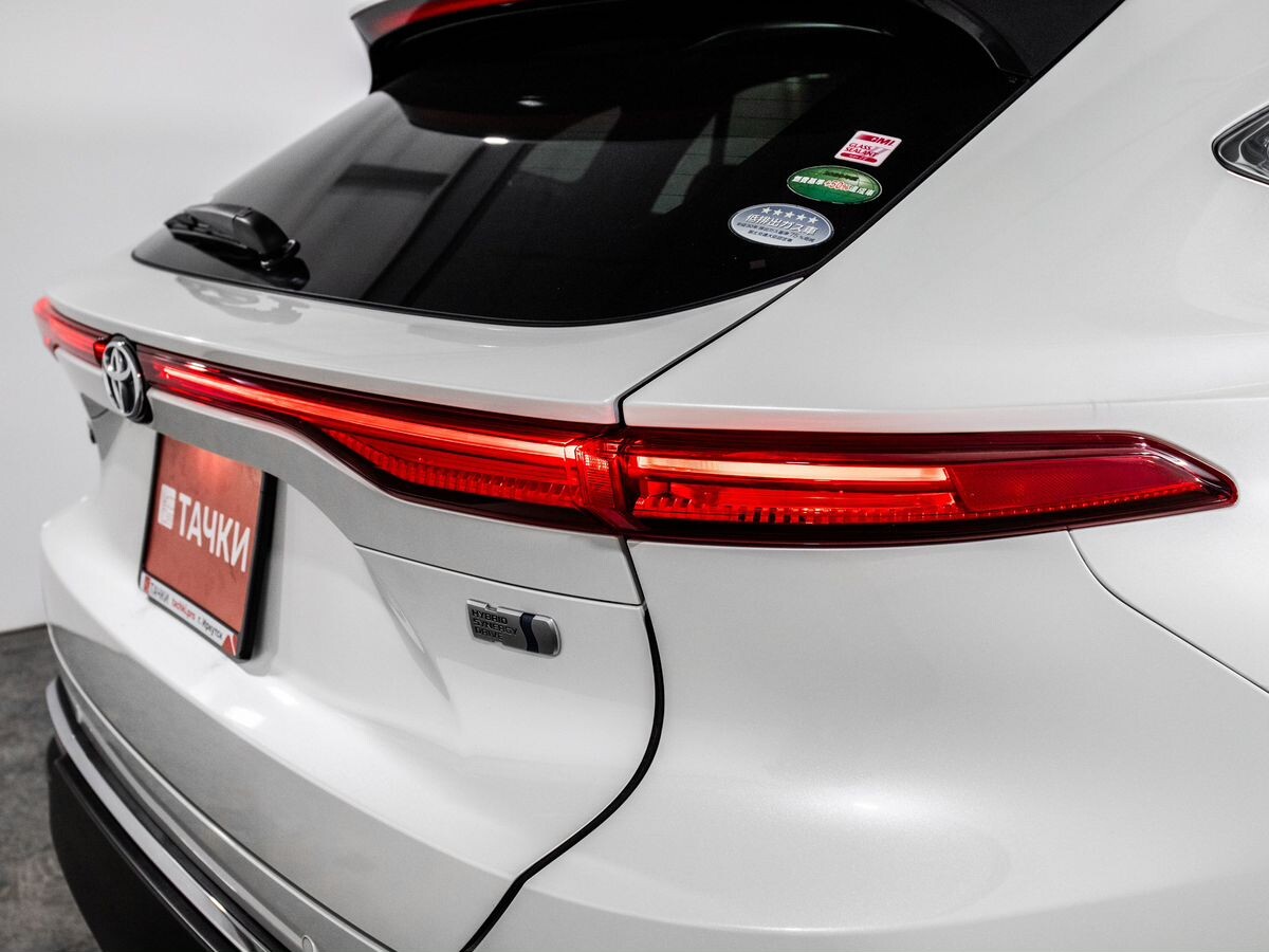 Toyota Harrier 2021 - фото автомобиля