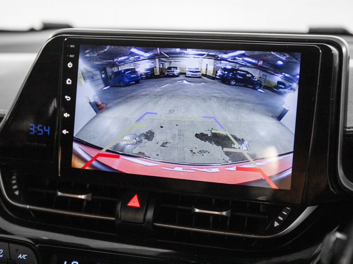 Toyota C-HR 2017 - фото автомобиля