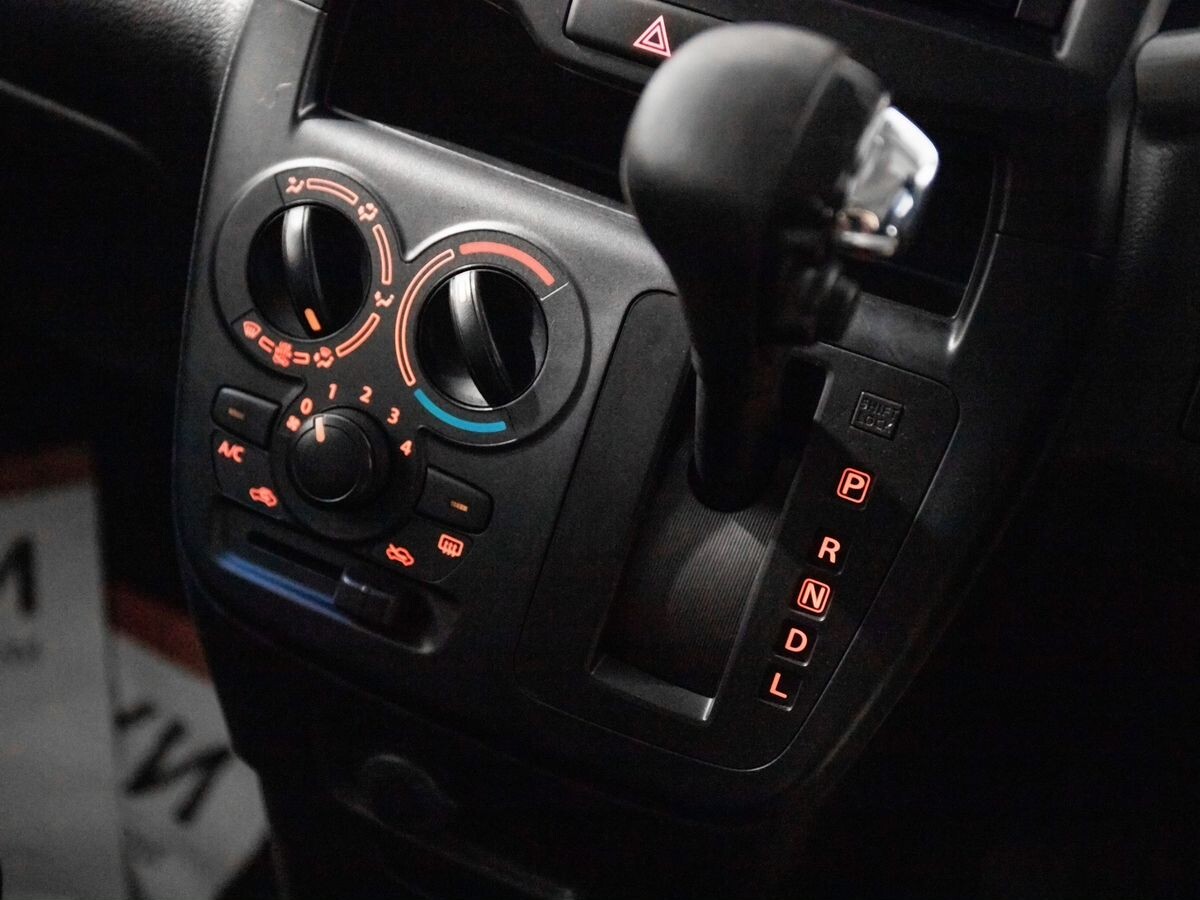 Suzuki Solio 2018 - фото автомобиля