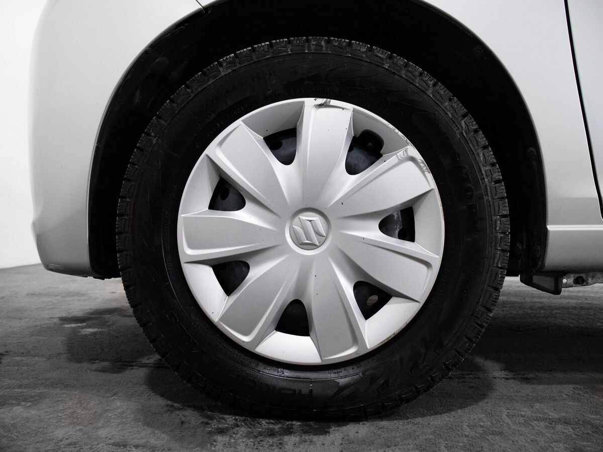 Suzuki Solio 2018 - фото автомобиля