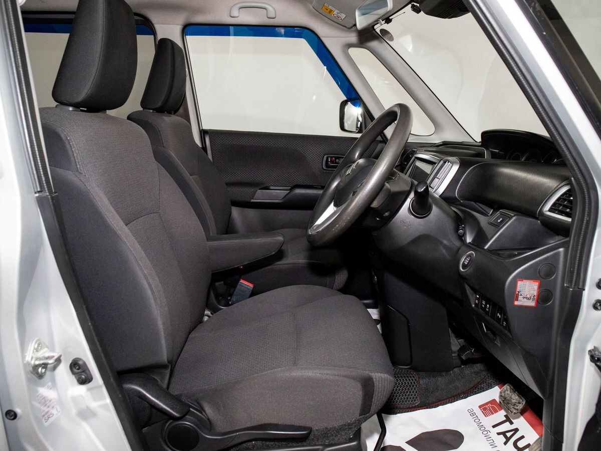 Suzuki Solio 2018 - фото автомобиля