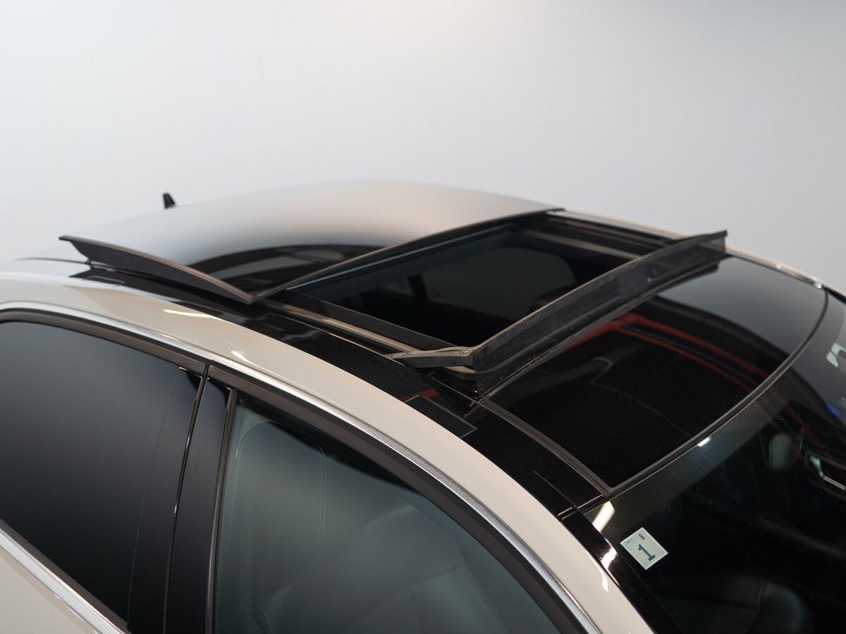 Mercedes-Benz E-Класс 2011 - фото автомобиля