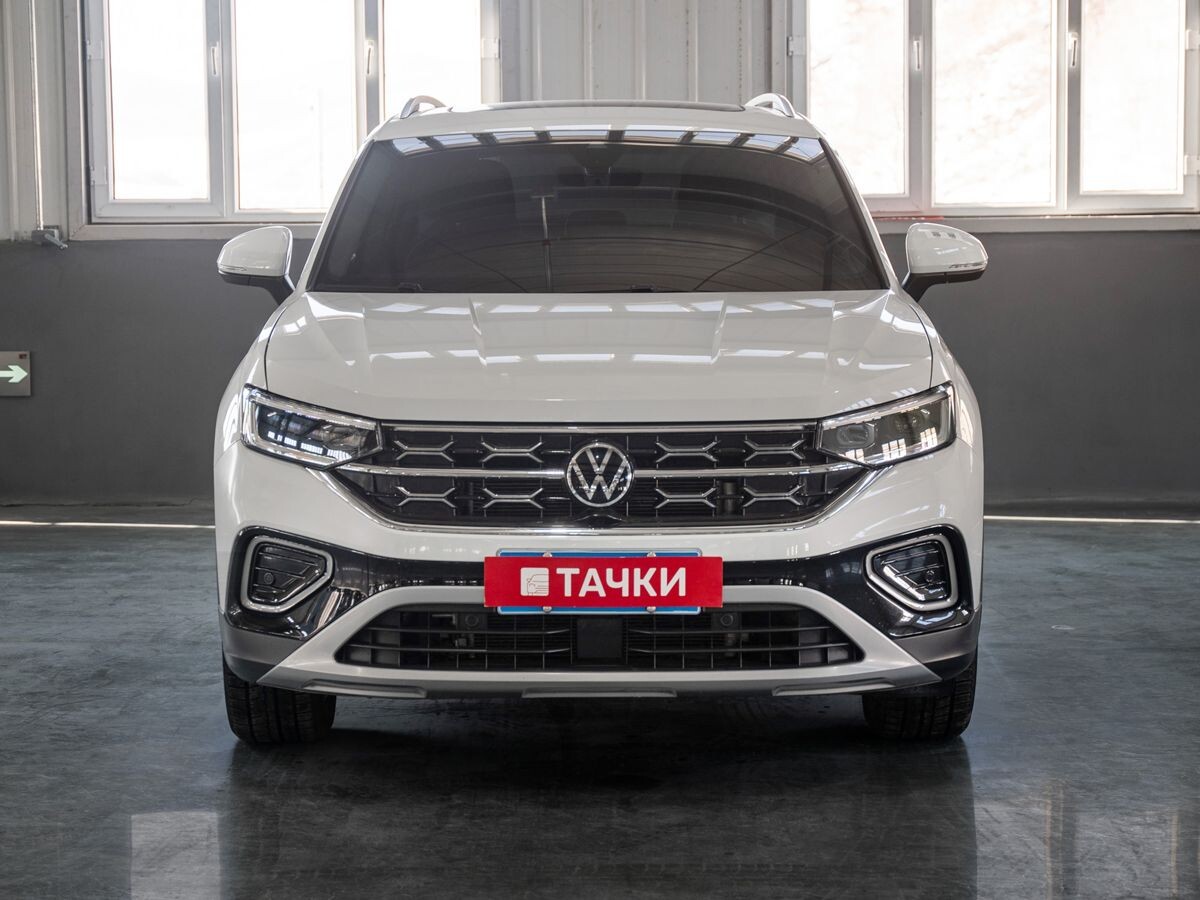 Volkswagen Tayron 2022 - фото автомобиля