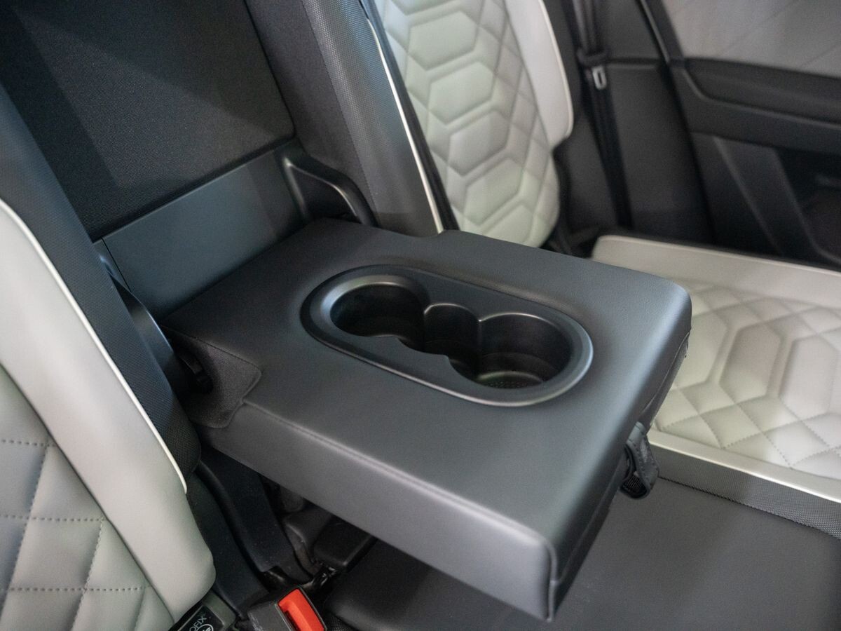 Volkswagen Tayron 2022 - фото автомобиля