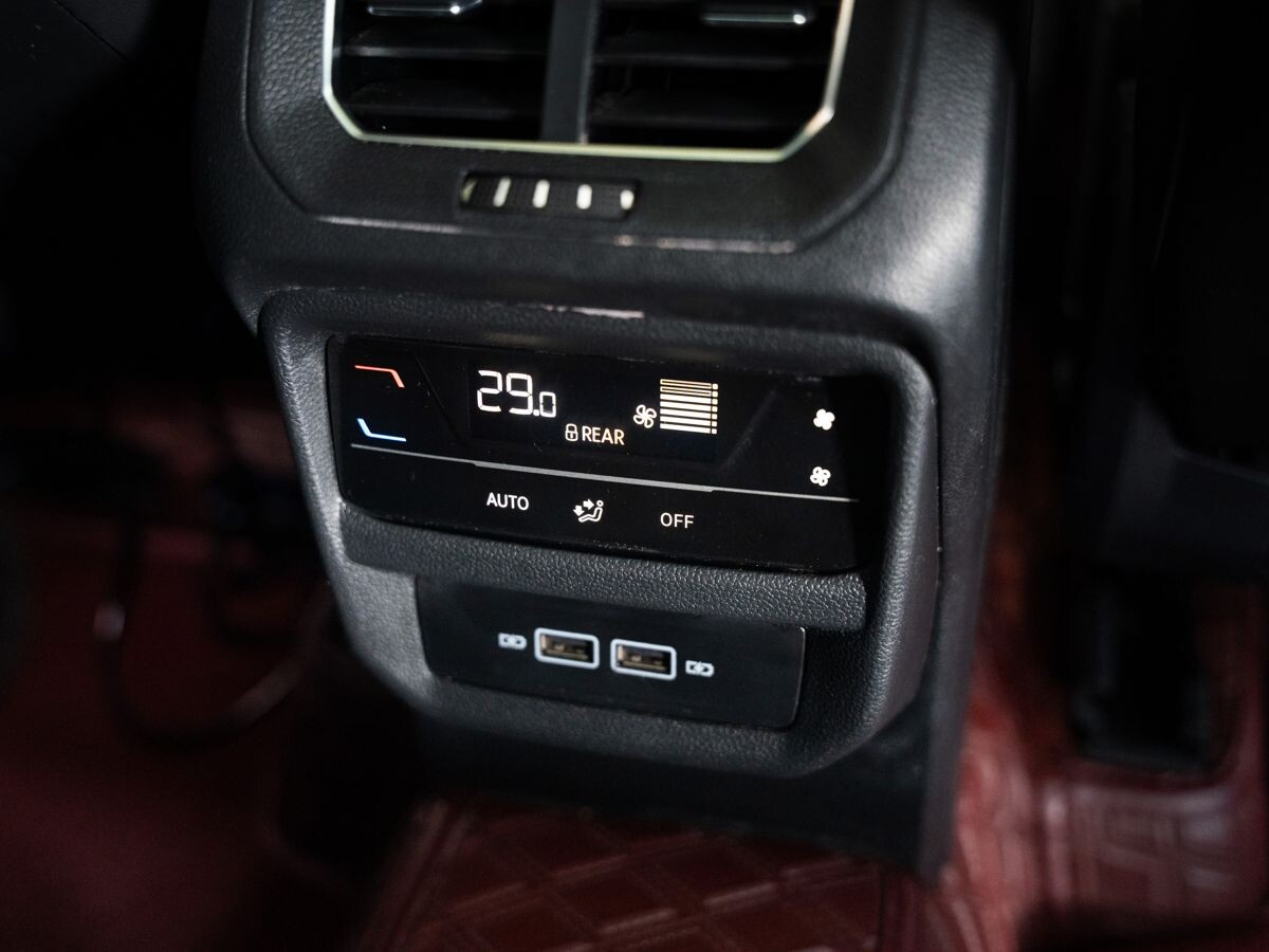 Volkswagen Tayron 2022 - фото автомобиля